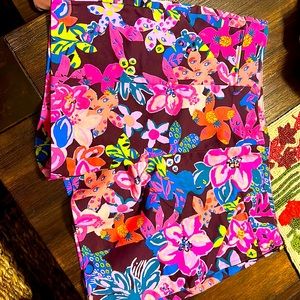 Beautiful NWT 8 Lilly Pulitzer 5” Arabeth Shorts!